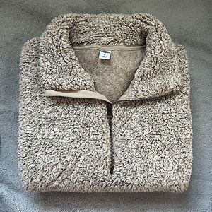 Old navy pull over beige Sherpa in size medium